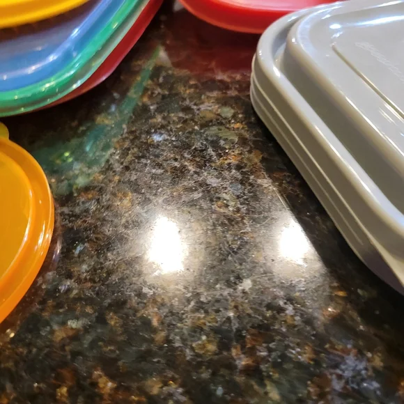 Multi-Color Food Storage Container Set - Picture 4 of 5